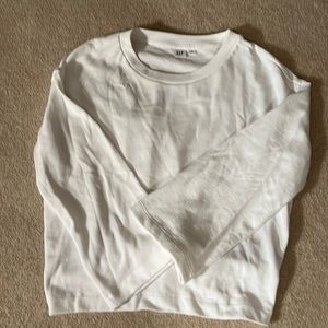 Gap white sweatshirt